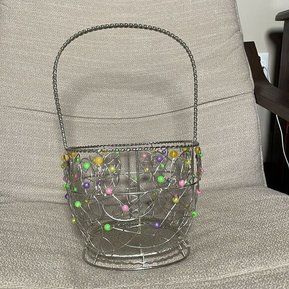 Metal Basket w/Multicolored Beads and Swirl Designs (Perfect for Easter) - Picture 10 of 15